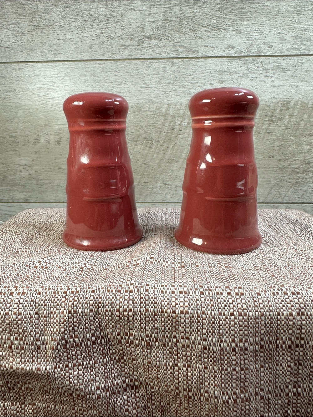 Longaberger Pottery Woven Traditions Paprika Red Salt and Pepper Shakers Set